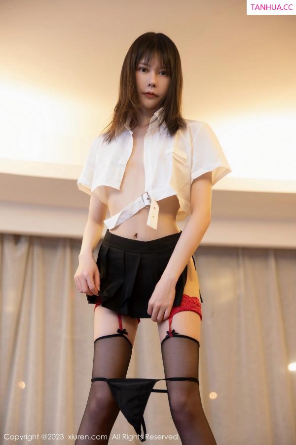   [XiuRen]高清写真图 2023.06.06 No.6862 甜佳佳 黑丝美腿第66张图片